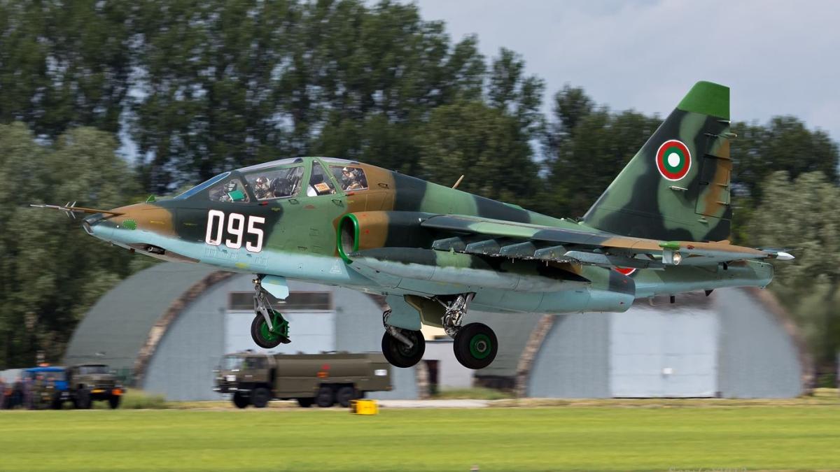 su_25_bulgaria_00410800