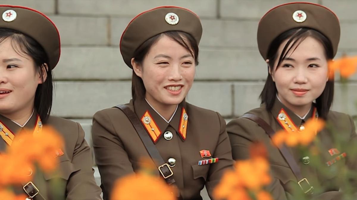 coreea_nord_femei_militari_89373500