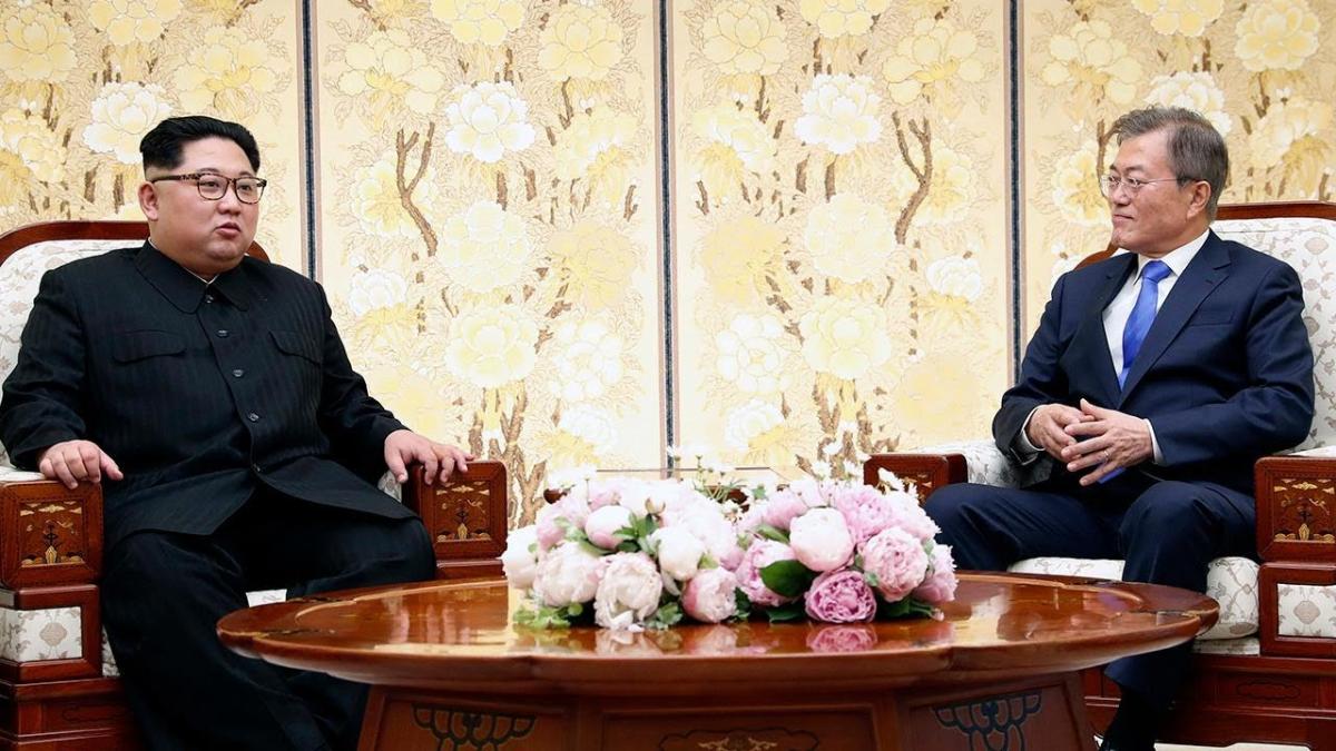 north_korea_and_south_korea_55883700