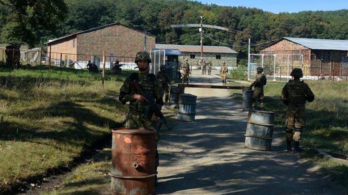 unitate_militara_36820500