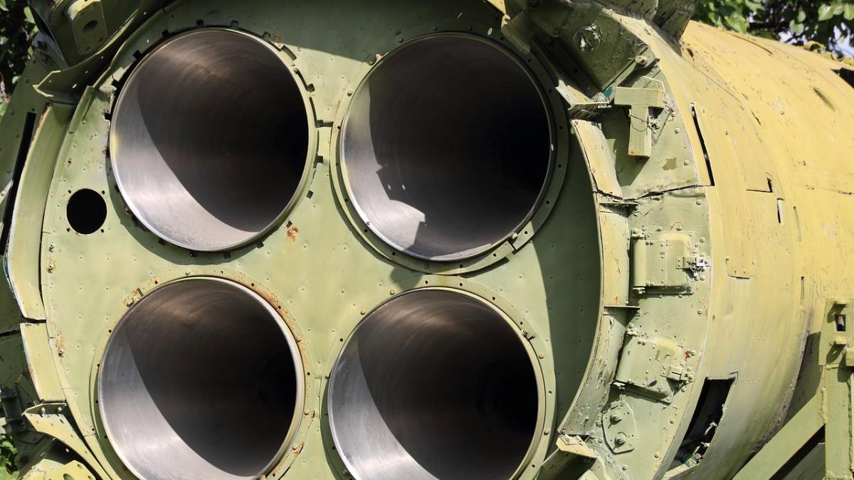 racheta_balistica_56957400