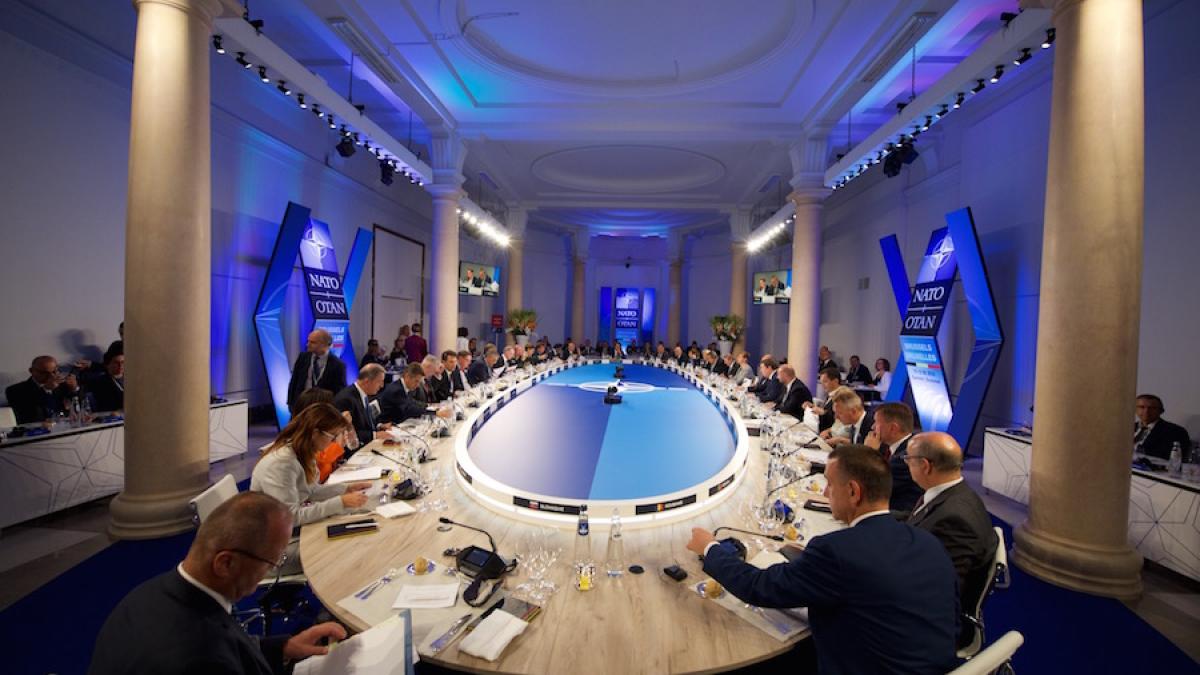 fifor_nato_reuniune_89324200