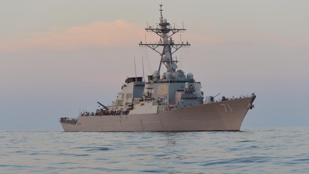 uss_ross_40489800
