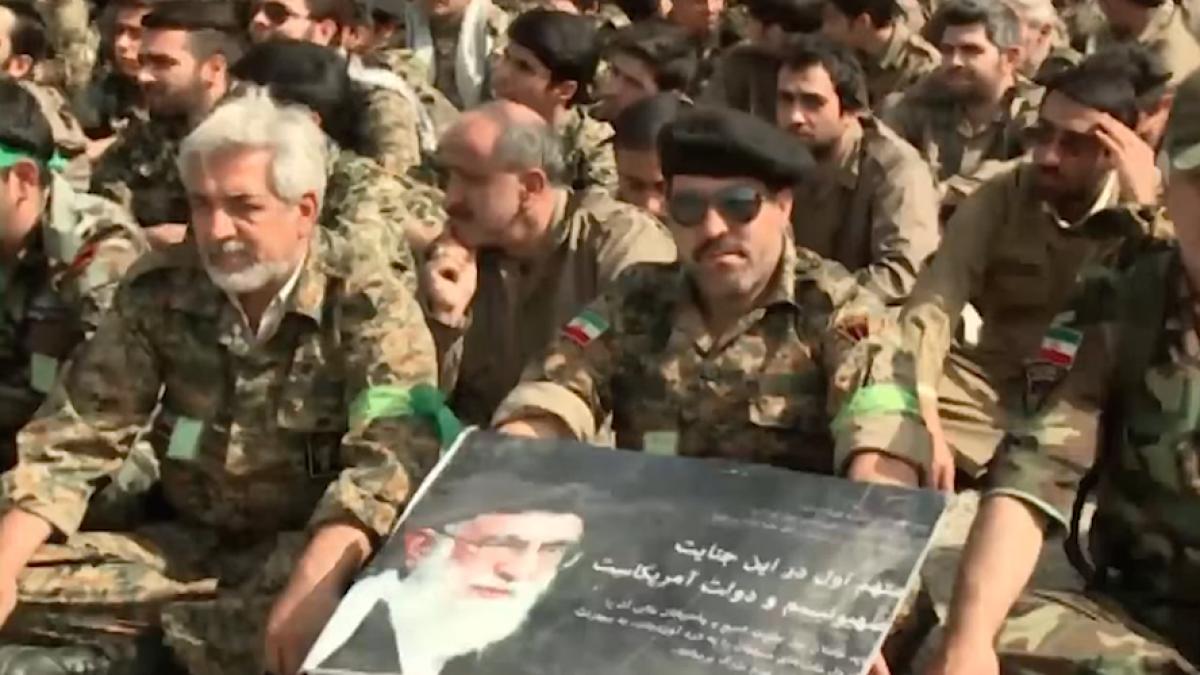 bassidj_militie_iran_99745100