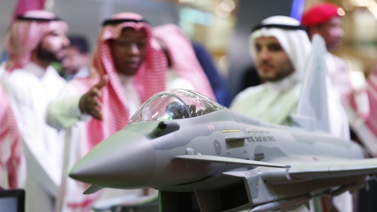 saudi_airplane_bloomberg2110_29950500