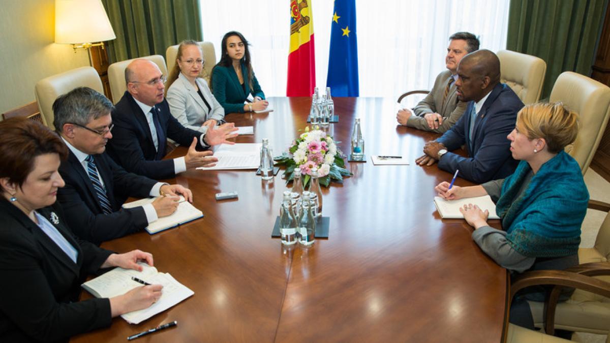 pavel_filip__amasador_sua_36161500