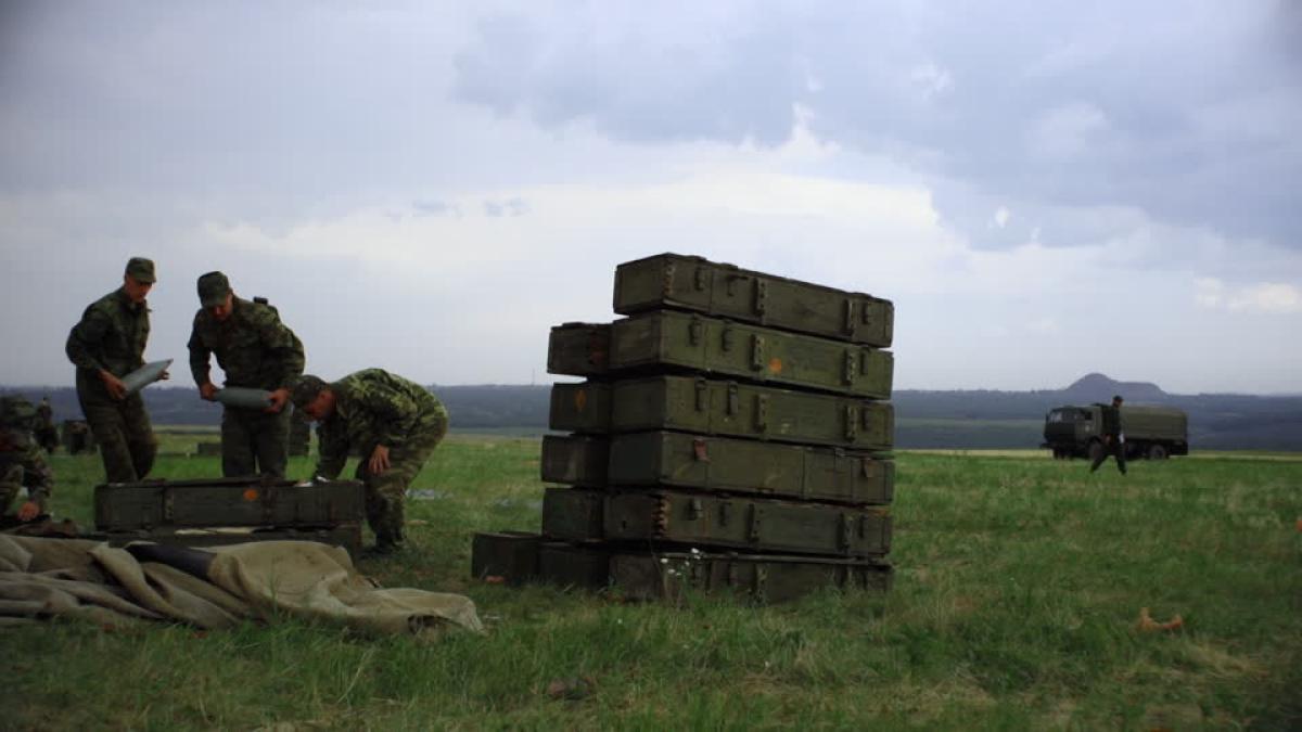 ammunition_dump_donetsk_08443600