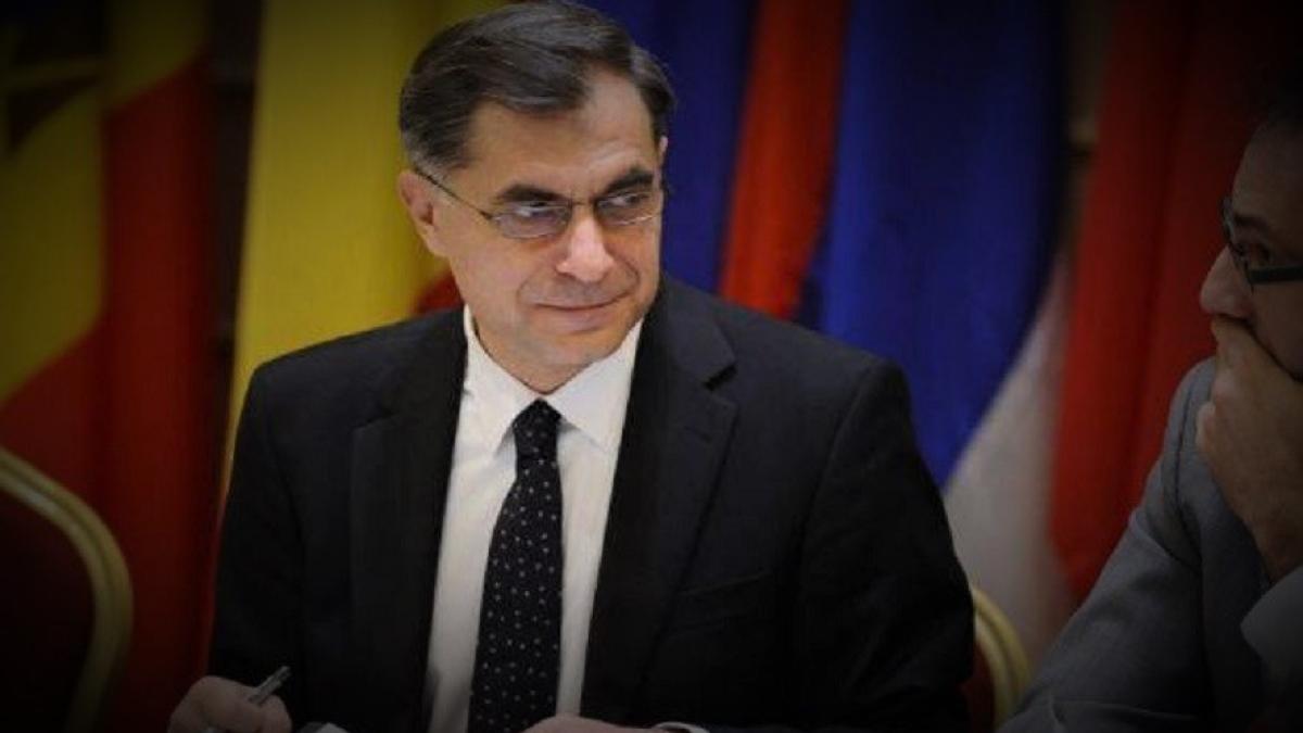 mih_constantinescu_16237200