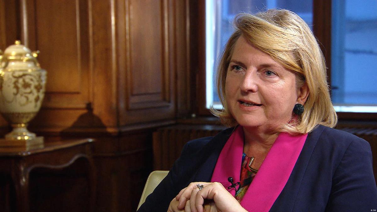 karin_kneissl_63389000