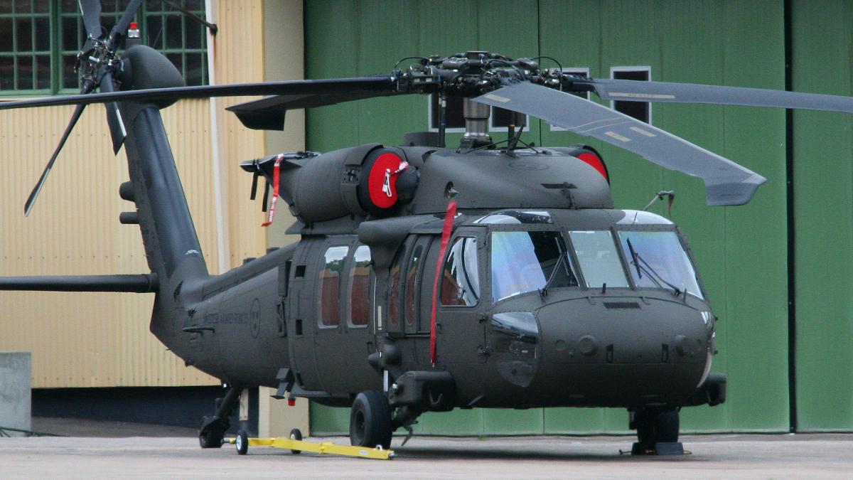 sikorsky_s_70_blackhawk_44367200