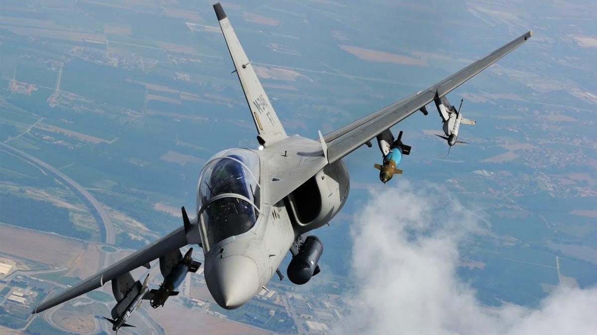 Polonia achiziționează încă patru avioane M-346 - VIDEO