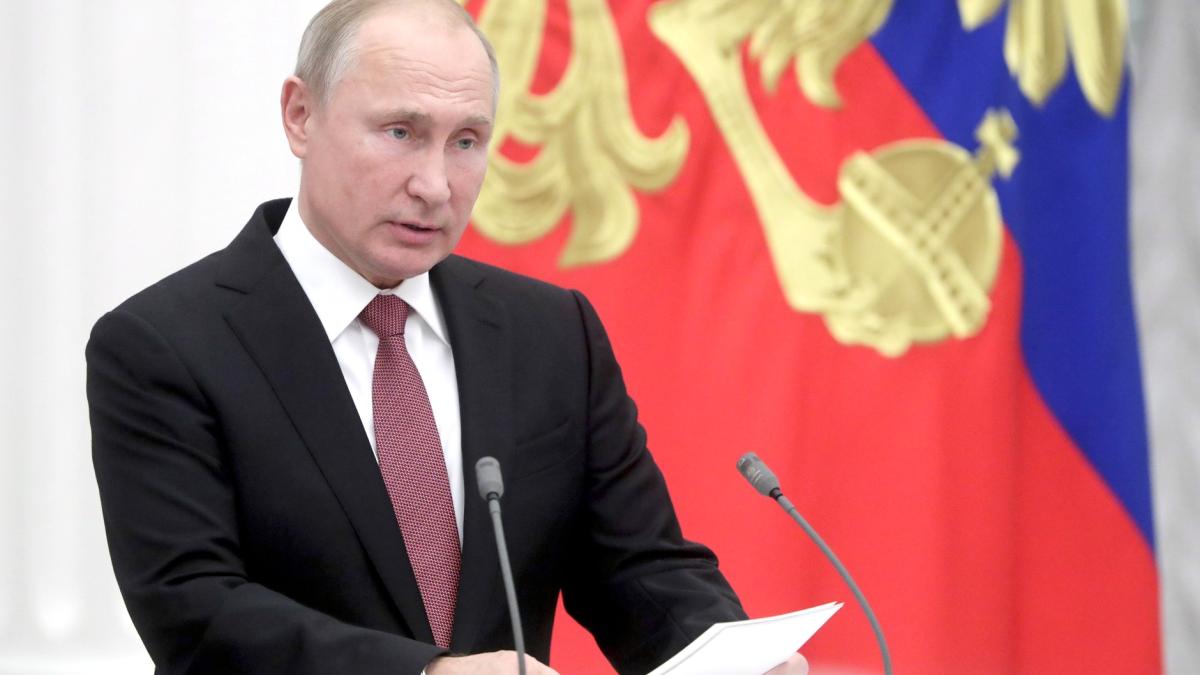 putin_steag_rusia_mil_57830700