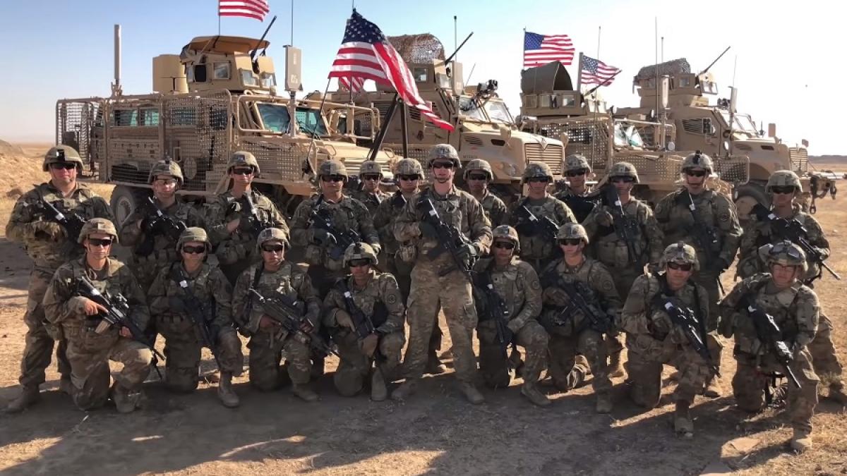 pluton_american_militari_34072000