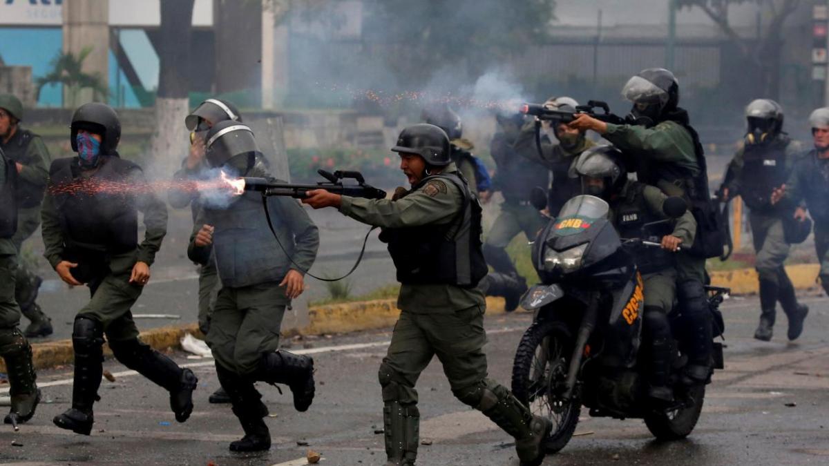 venezuela_armata_foc_proteste_42753600