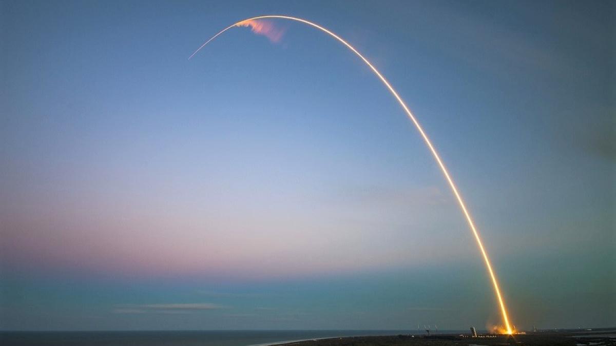 lansare_racheta_19105400