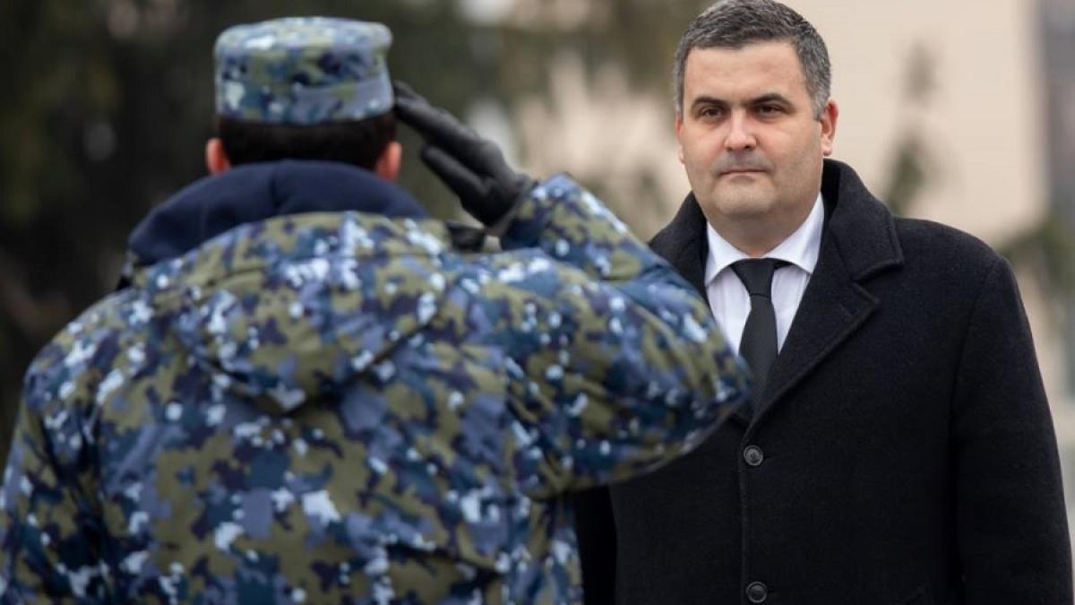 gabriel_les_ministru_31012300