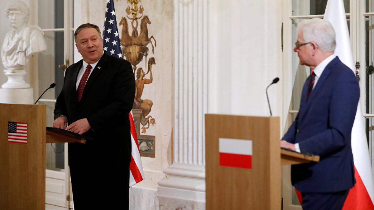 us_and_poland_70191400