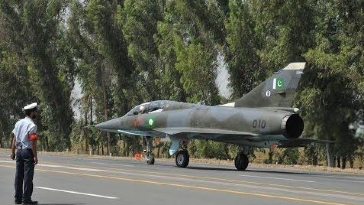 pakistan_avion_forte_aeriene_83697300