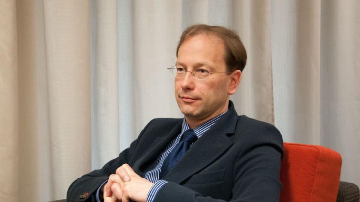 arnold_sinisalu_97916100