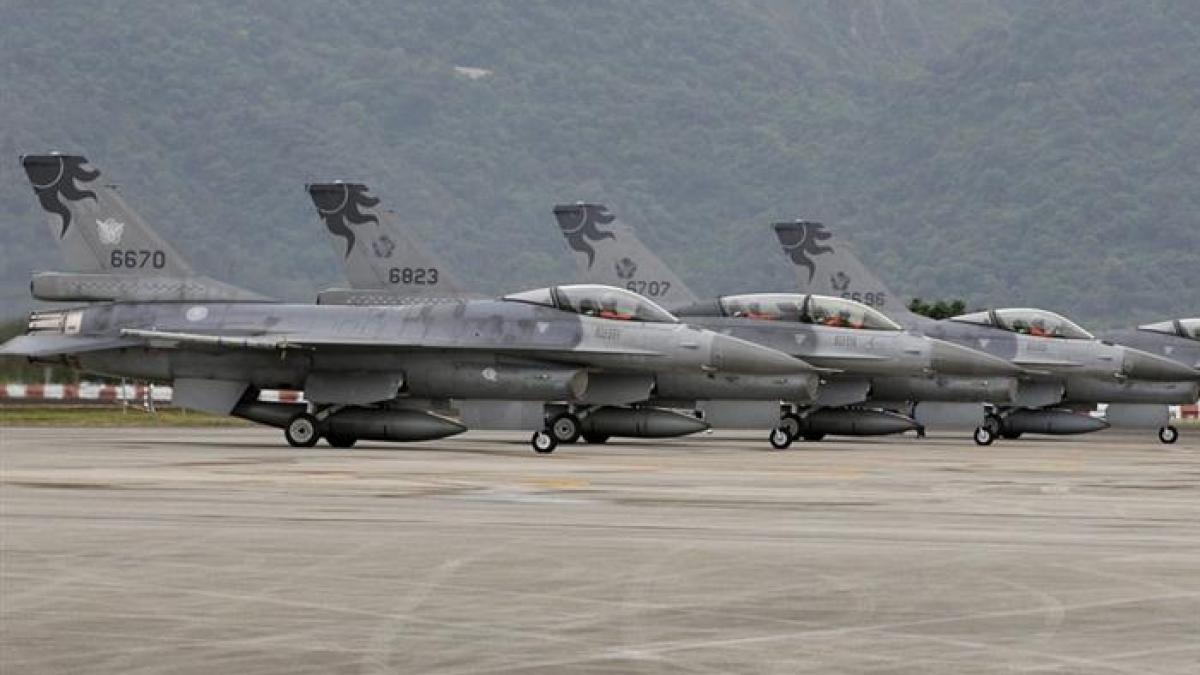 f_16_taiwan_98276200