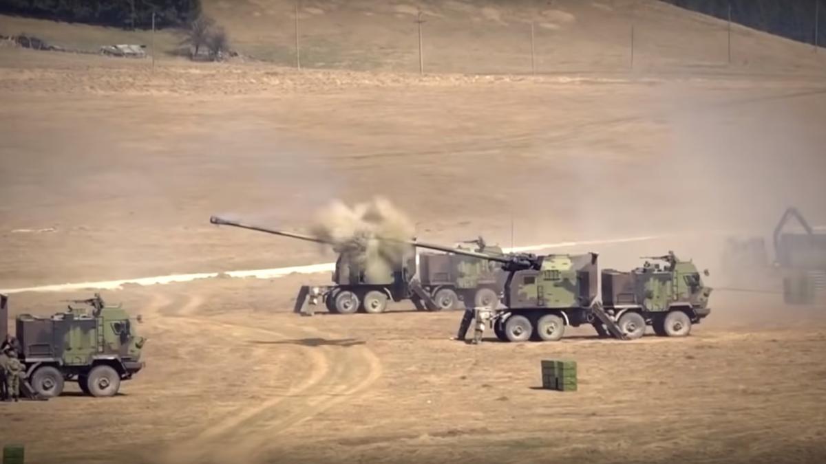 Primele Nora B-52, în serviciul Serbiei. Demonstrație de tragere - VIDEO