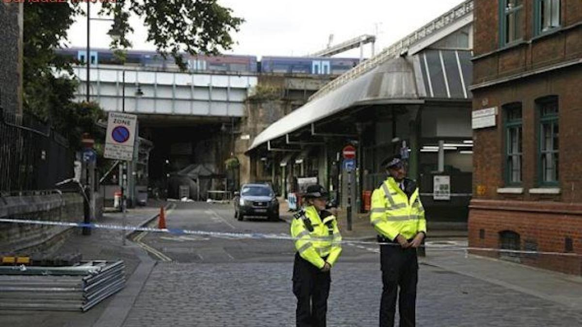 politie_marea_britanie_76227300