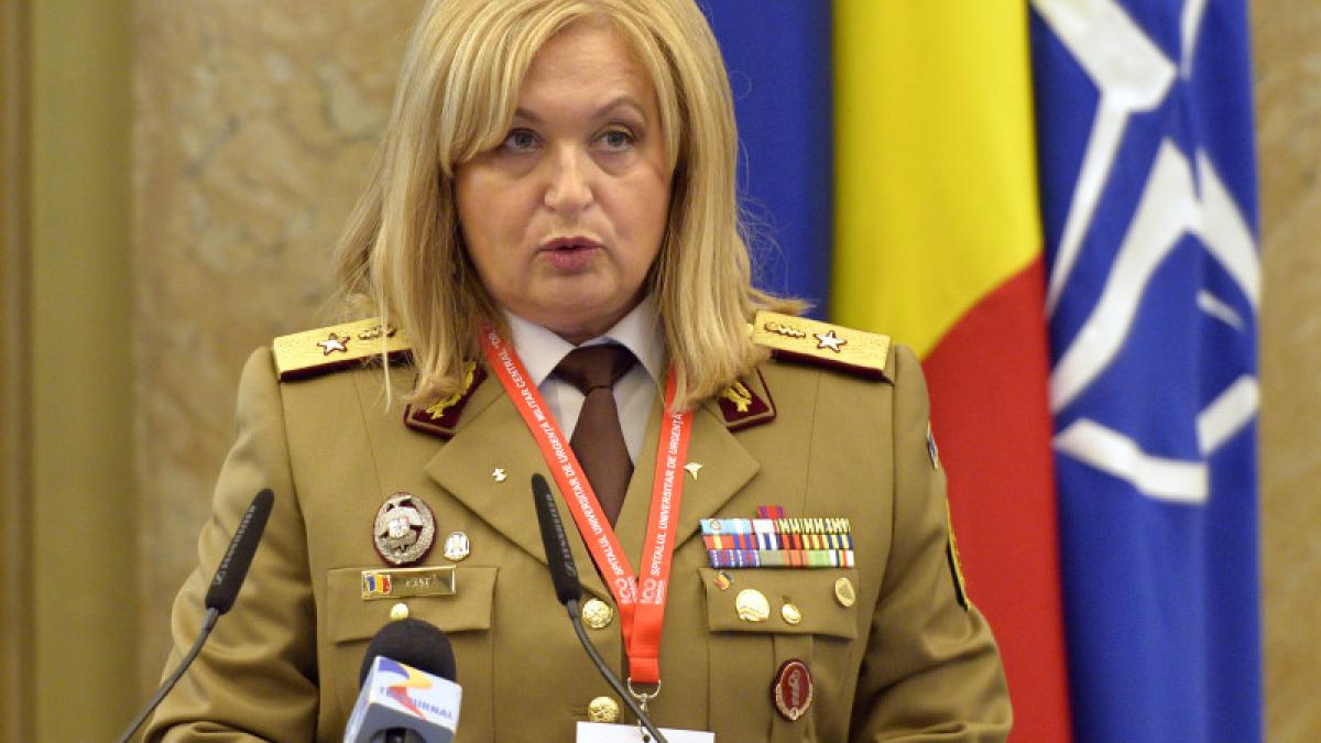 gen__brig__conf__univ__dr__florentina_ionita_radu__comandant_spitalul_universitar_de_urgenta_militar_central_dr__carol_davila_47942300