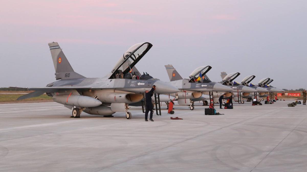 avioane_f16_sosire_borcea_romania_82526900