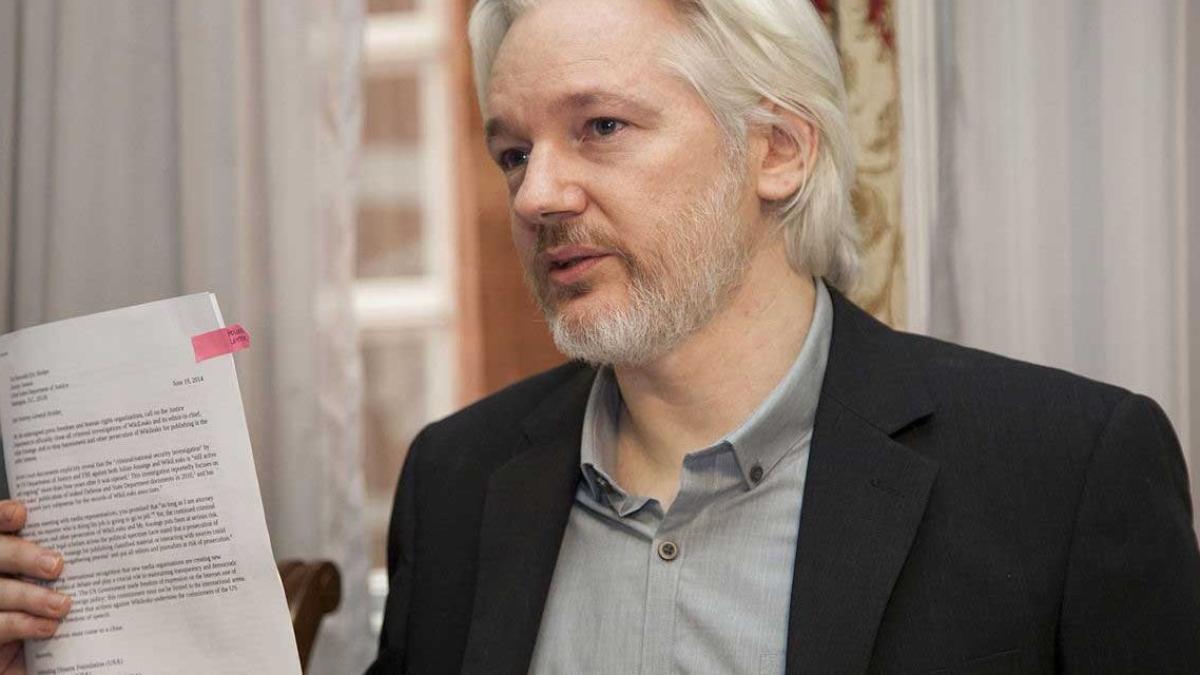 julian_assange_35436900