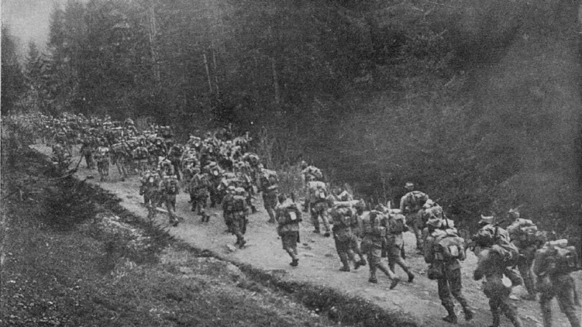 „Treceți batalioane române Carpații” - istoria cântecului. Marșul Armatei spre România Mare
