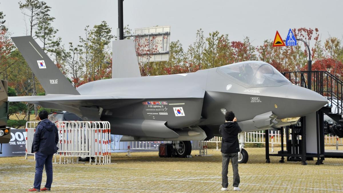lockheed_martin_f_35_09928700