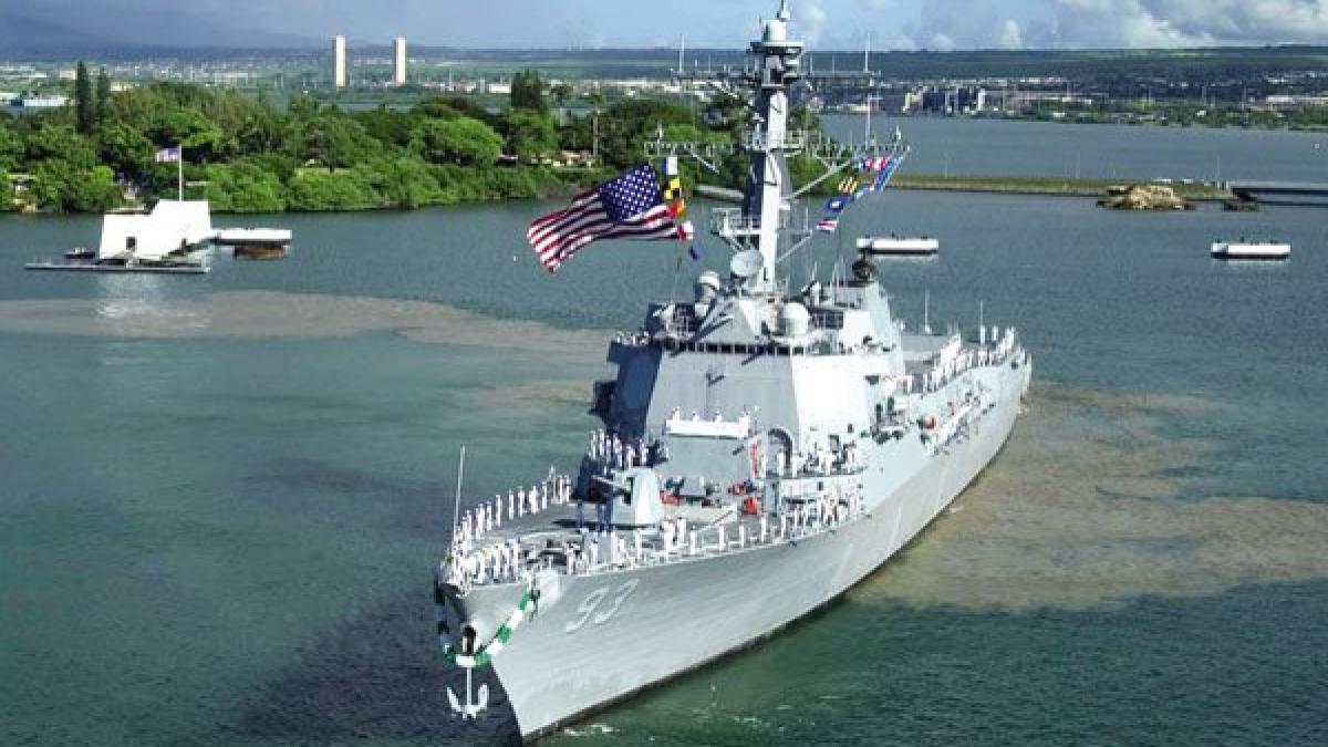 uss_daniel_inouye_52557100