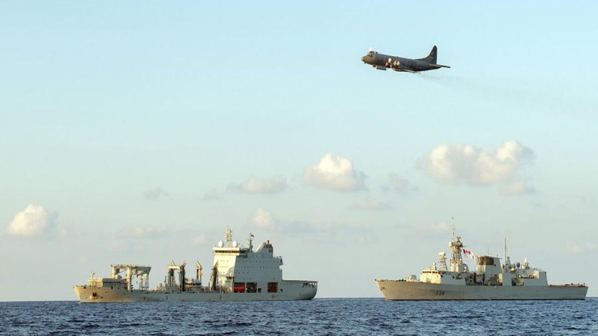 canadian_warship_made_rare_patrol_through_the_taiwan_strait_89047800