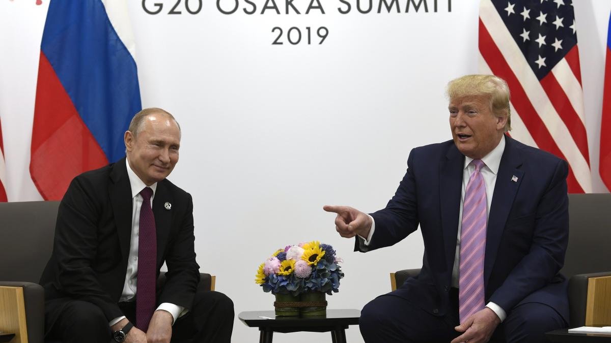 Summitul G20 de la Osaka: Donald Trump i-a cerut lui Vladimir Putin să nu se amestece în alegeri (Video)