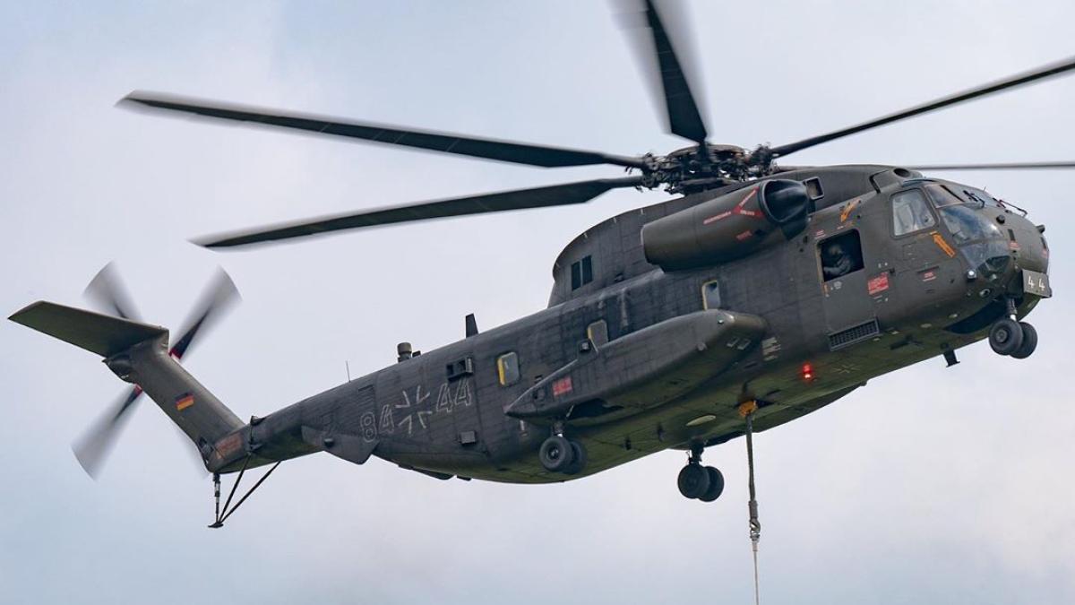 german_helicopter_17126100