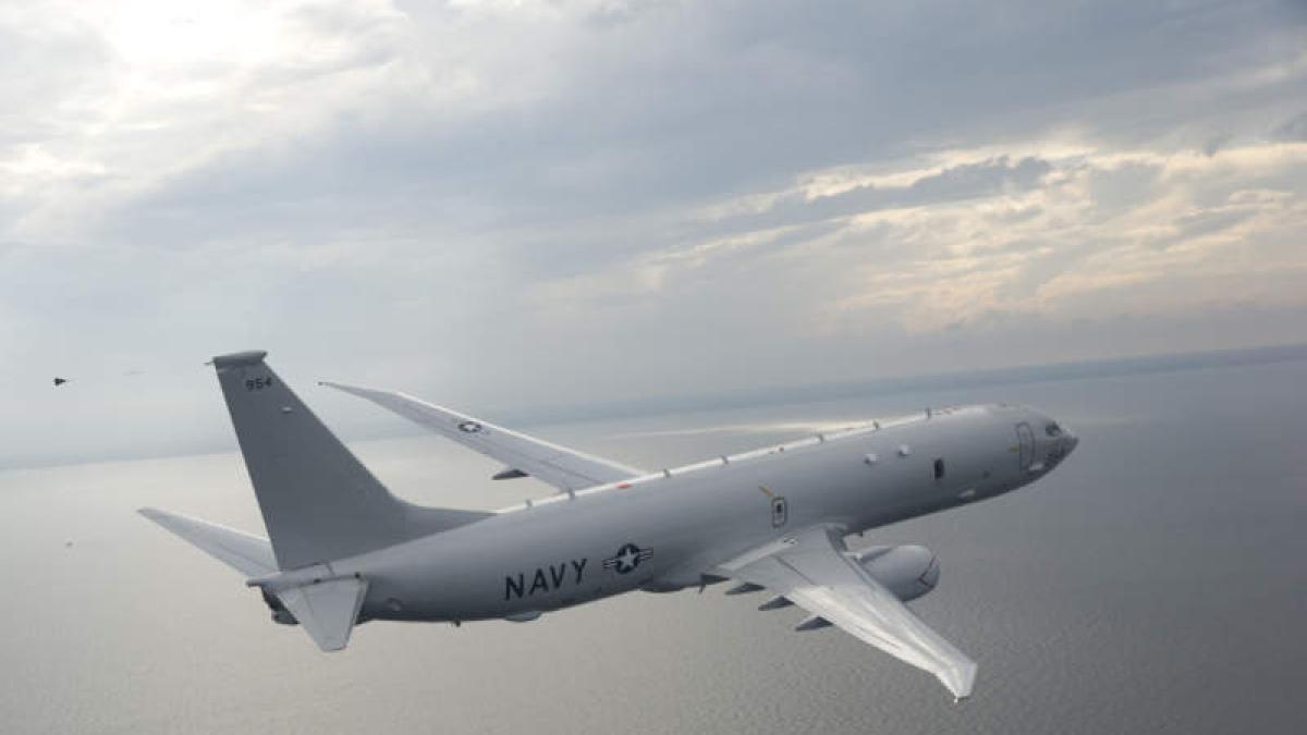 Marea Neagră: Un avion de vânătoare Su-27 a interceptat un avion american de cerctare P-8A Poseidon (Video)