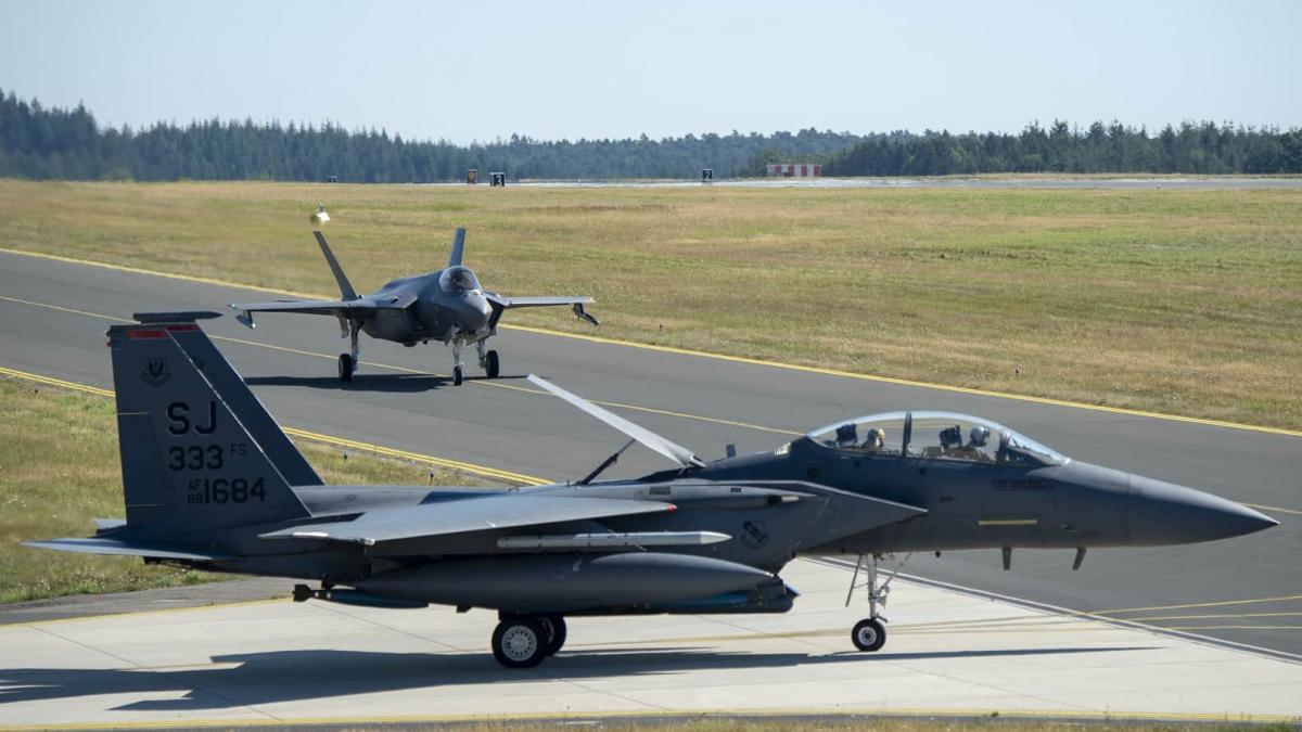 avioane_f_35_si_f_15_27605300