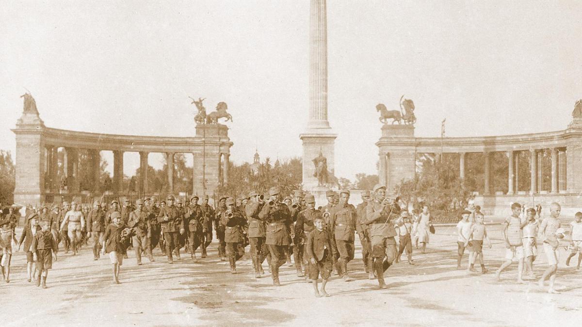 armata_romana_in_budapesta_40534500