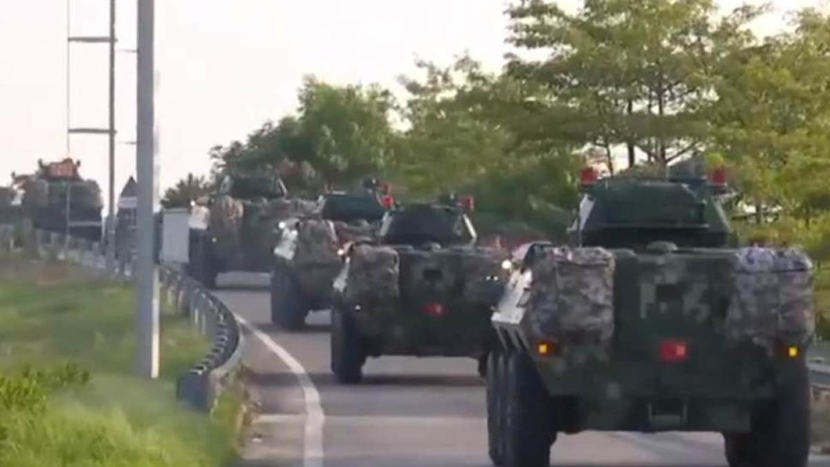 china_troops_02721000