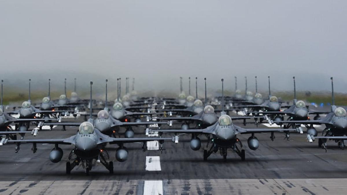 avioane_f_16_germania_70093800