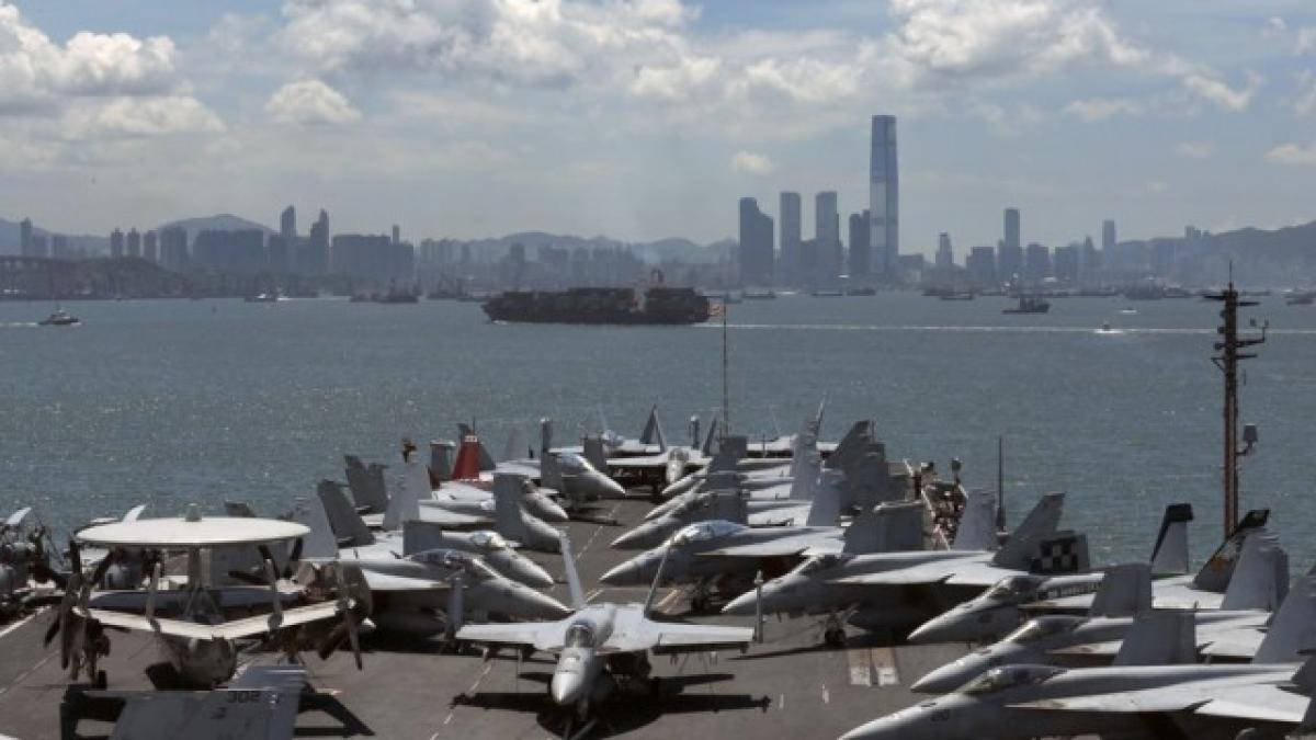 us_navy_hong_kong_24977600