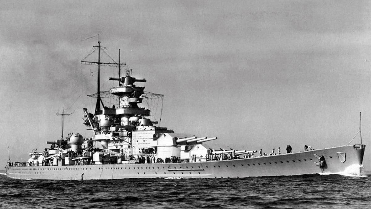 crucisatorul_de_linie_scharnhorst_25001200