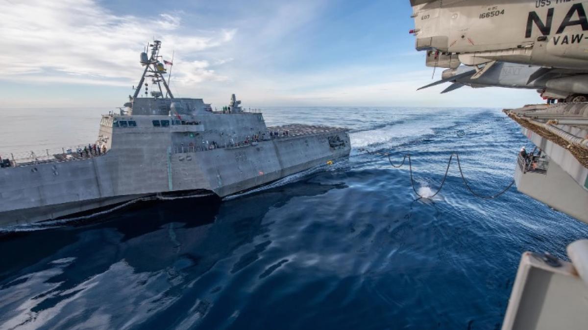 portavion_realimentare_lcs_55813900