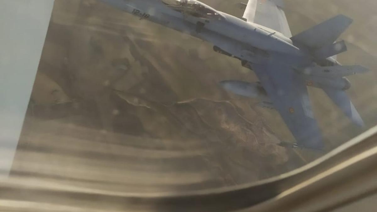 f_18_avion_de_linie_madrid_25422500