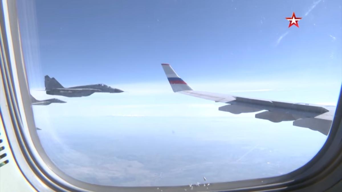 escorta_soigu_mig_29_serbia_15920200