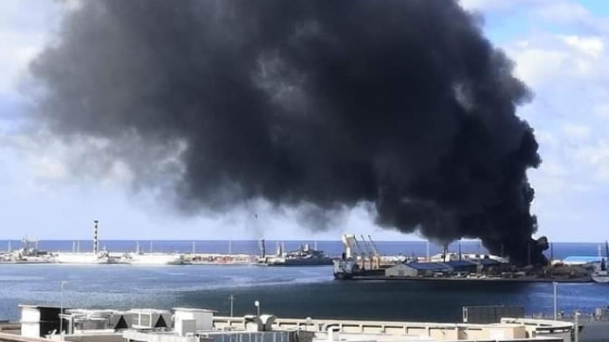 tripoli_nava_atacata_55624100