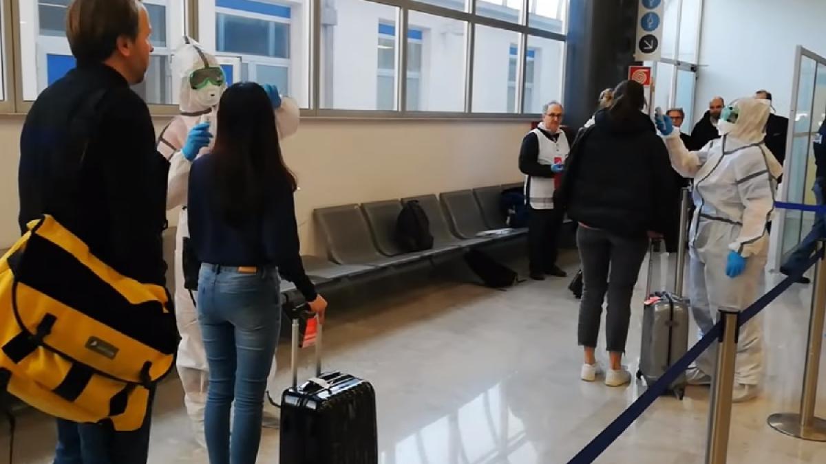 aeroport_coronavirus_covid_19_88603600