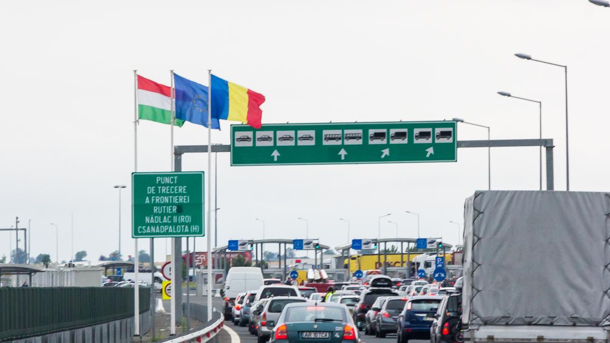 border_checkpoint_nadlac___nagylak___romanian_side_8761_58030000