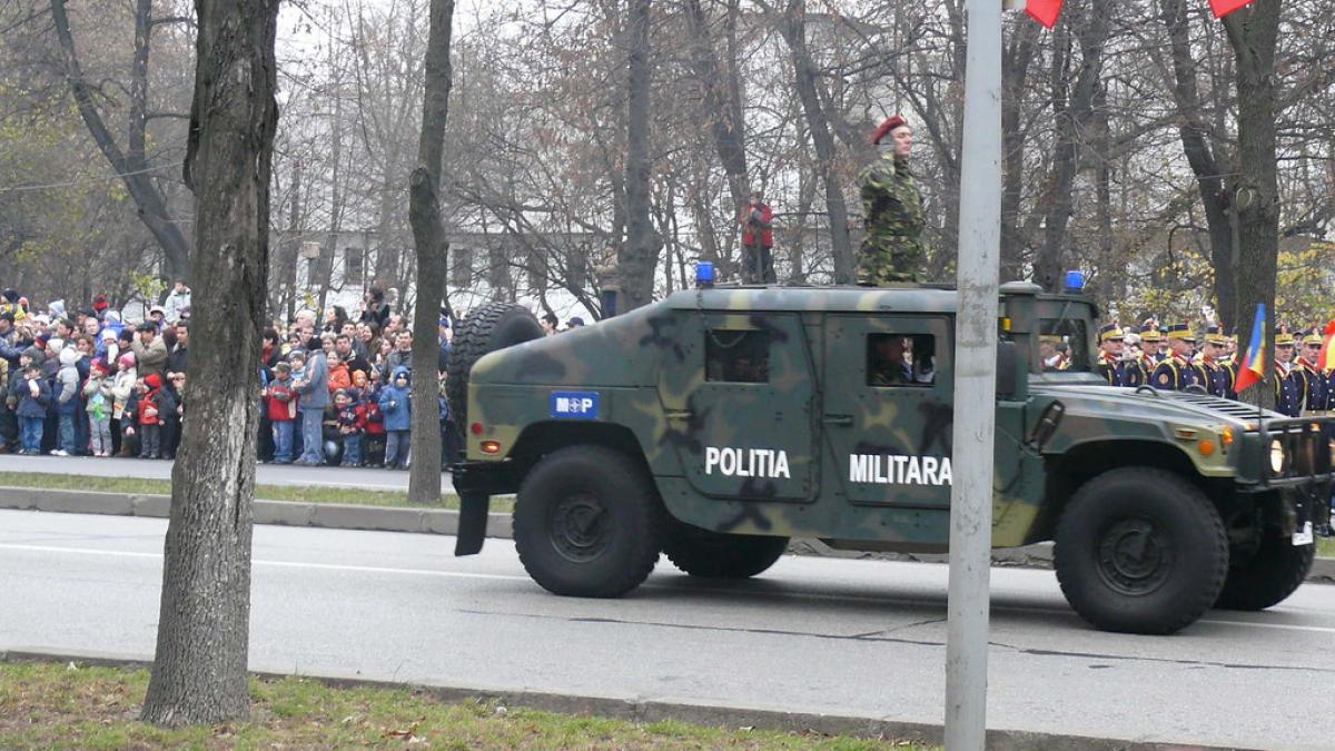 1375036641_1d44369428_b_64233000