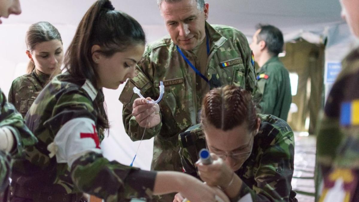 personal_medical_militar_armata_romana_81525200